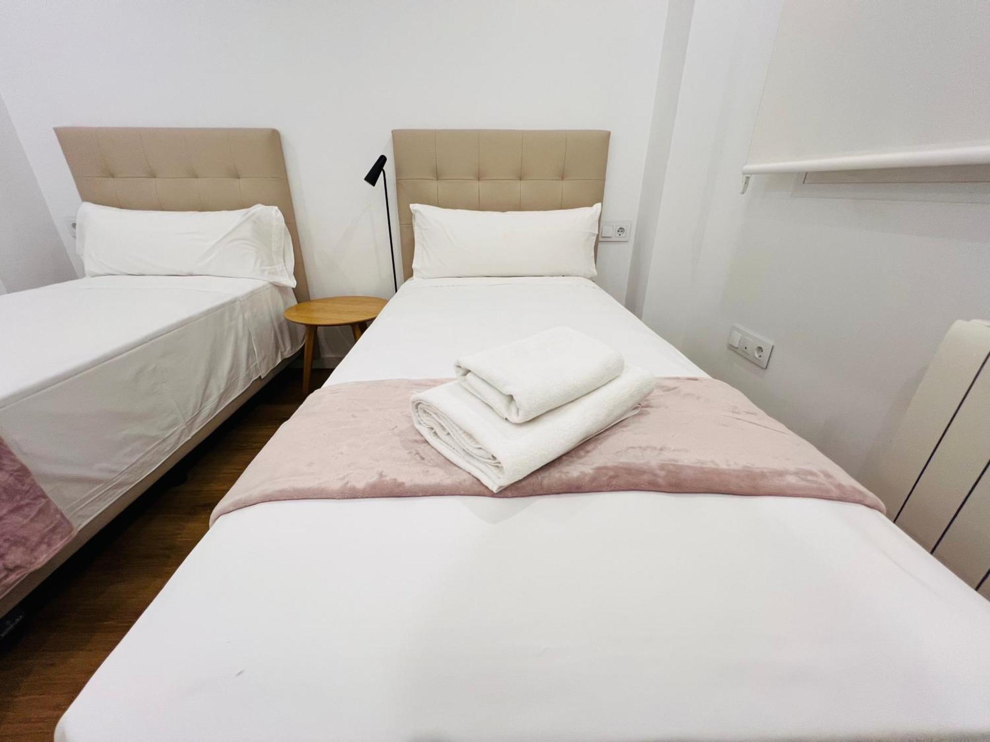 Apartamentos Gerona Alicante Zewnętrze zdjęcie